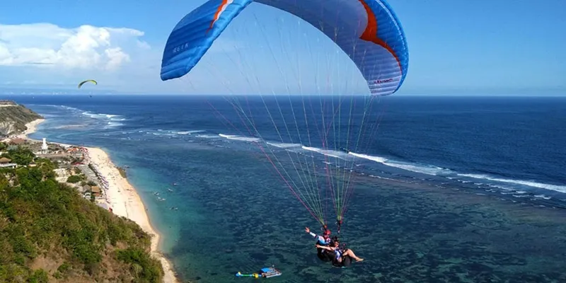 Paragliding