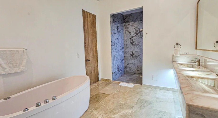 WhatsApp Image 2025-03-04 at 4.41.40 PM (6)